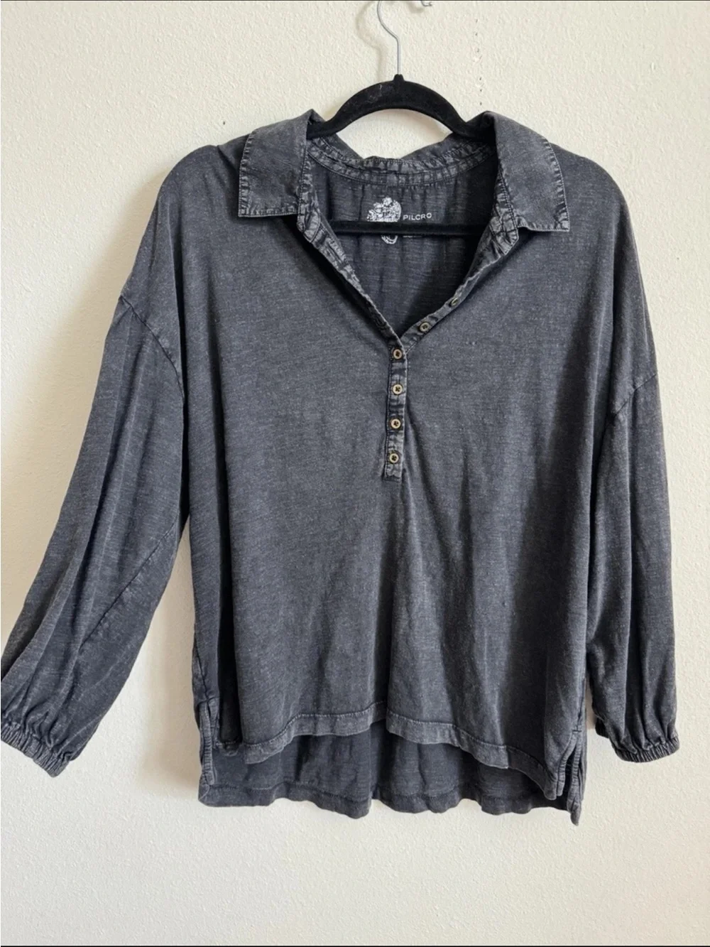 Anthropologie Pilcro Black Gray Oversized Puff Sleeve Polo Collared Blouse Top L